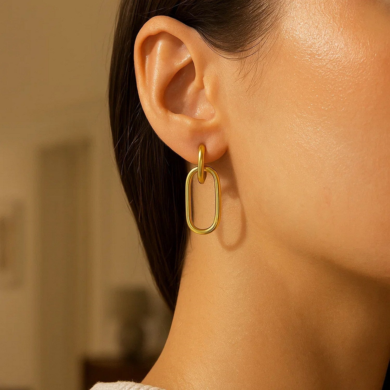 14K Yellow Gold Polished Oval Linked Hoop Earrings